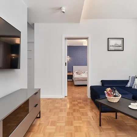 In The Heart Of By Renters Prestige Wroclaw