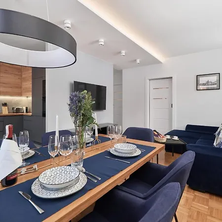 In The Heart Of By Renters Prestige *