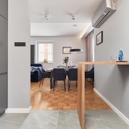 In The Heart Of By Renters Prestige