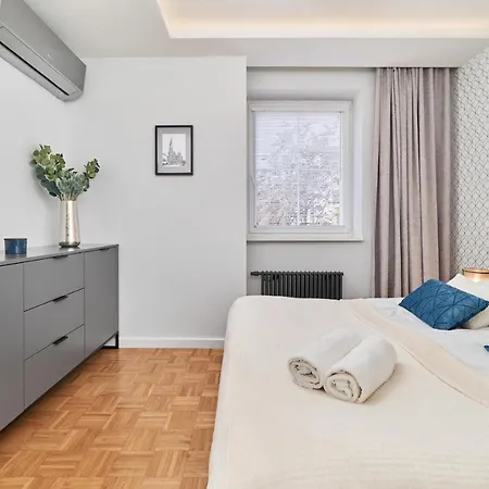 公寓 In The Heart Of By Renters Prestige