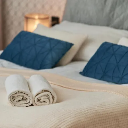 In The Heart Of By Renters Prestige Wroclaw