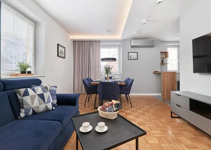 In The Heart Of By Renters Prestige 아파트