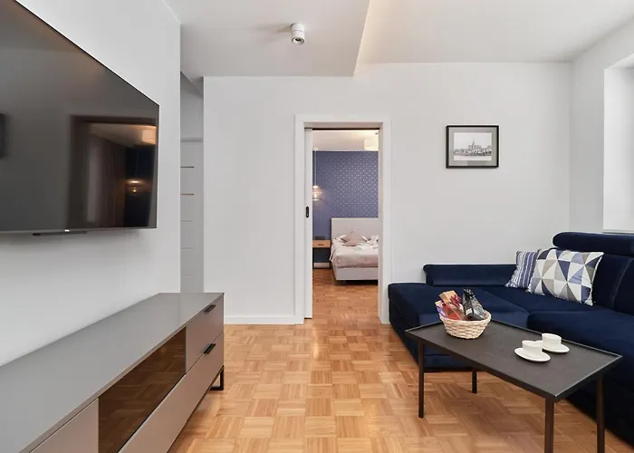 In The Heart Of By Renters Prestige 브로츠와프